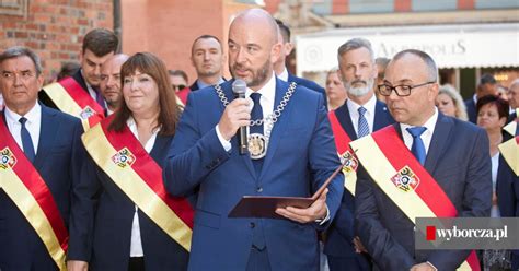 Polityka Wrocław. Nie tylko Bartłomiej Ciążyński dorabiał w .